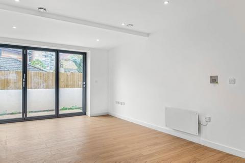 2 bedroom flat for sale, Staunton street, Deptford