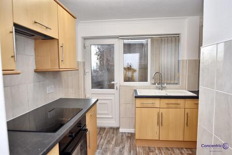 117 Glenthorne Drive, Walsall, WS6 7DD
