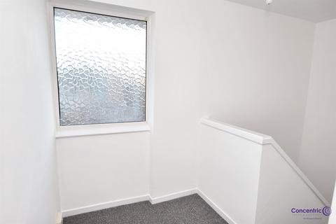 117 Glenthorne Drive, Walsall, WS6 7DD