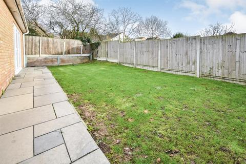 1 bedroom detached bungalow for sale, High Road, Benfleet