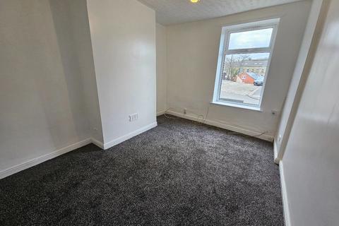 3 bedroom terraced house to rent, Whittle Street, Rawtenstall, Rossendale