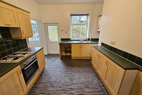 3 bedroom terraced house to rent, Whittle Street, Rawtenstall, Rossendale