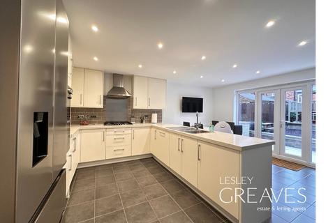 55 Bradstone Drive, Mapperley, Nottingham, NG3 5SY