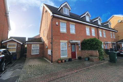 3 bedroom townhouse for sale, Companions Close, Wickersley