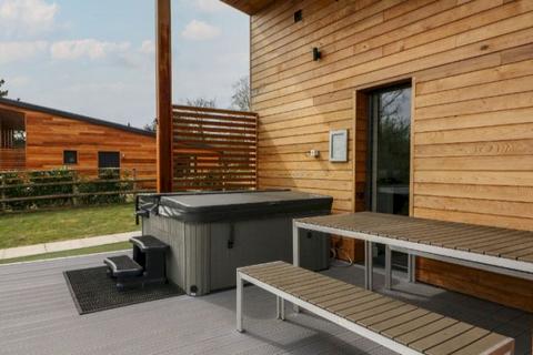 2 bedroom lodge for sale, Cherry Lodge Stafford Moor, Winkleigh EX19