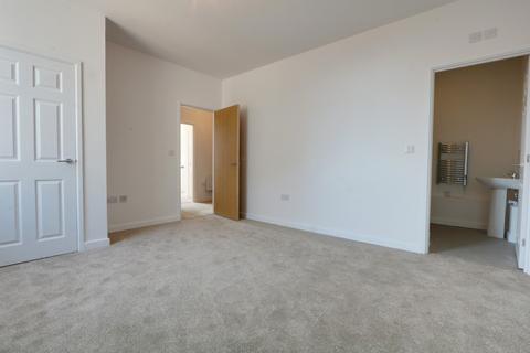 2 bedroom apartment for sale, Victoria Avenue, Southend-On-Sea SS2