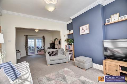 3 bedroom semi-detached house for sale, Givens Street, Roker