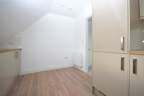 1 bedroom apartment to rent, Bournemouth Road, Folkestone