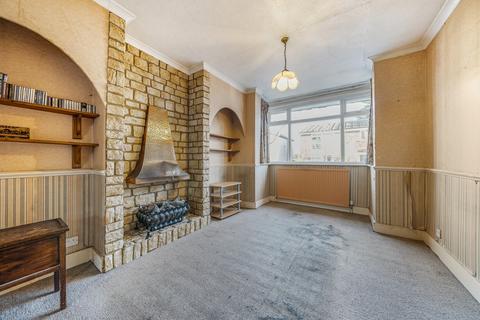 4 bedroom semi-detached house for sale, Hampton Road, Worcester Park KT4