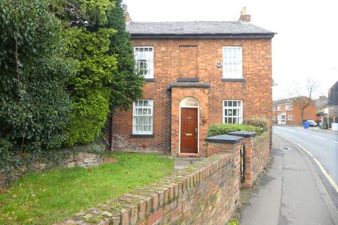 5 bedroom detached house to rent, Ladybarn Lane, Fallowfield, Manchester