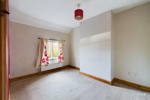 14 Barton Turn, Barton Under Needwood, Burton-on-trent, DE13 8EA