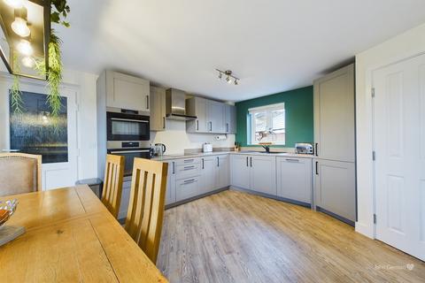 3 bedroom detached house for sale, Arkall Avenue, Arkall Green