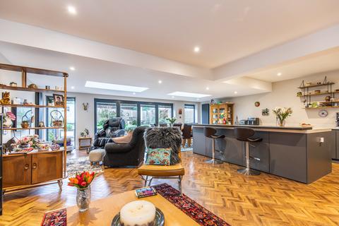 5 bedroom detached house for sale, Woodland Drive, Hove