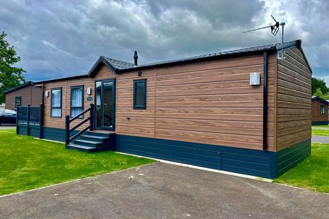 2 bedroom lodge for sale, Pocklington YO42