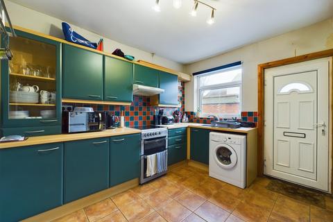 2 bedroom terraced house for sale, Field View, Park Street