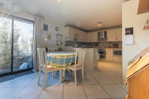 2 bedroom terraced bungalow for sale, 9 Stonecross Gardens, Kendal, Cumbria, LA9 5TB