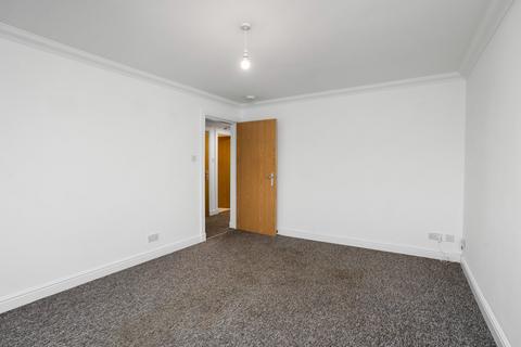 2 bedroom apartment to rent, Newlands Court, West Lothian EH48