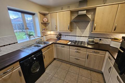 3 bedroom link detached house to rent, Grisedale Close, Middleton, M24 5RB