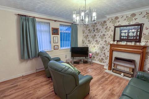 3 bedroom semi-detached house for sale, Ardern Avenue, Dawley, Telford, TF4 2AW.