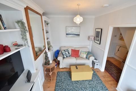 2 bedroom maisonette to rent, Ruskin Road, Hove