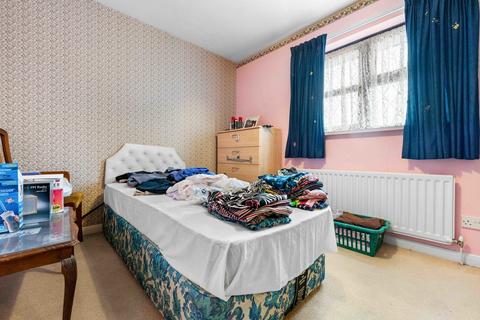 30 Buckley Close, Cardiff, CF5 2DF