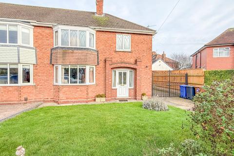 3 bedroom semi-detached house for sale, Vivian Avenue, Grimsby, DN32