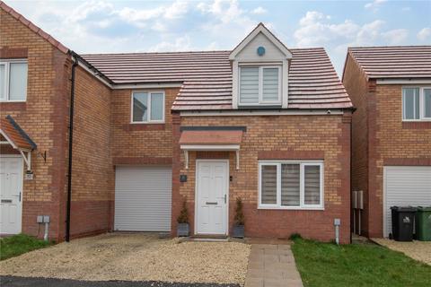 3 bedroom semi-detached house for sale, Freshney Way, Grimsby, N E Lincs, DN31