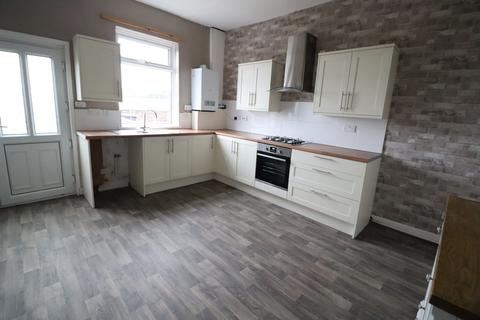 2 bedroom terraced house to rent, Clifton Avenue, Rotherham S65