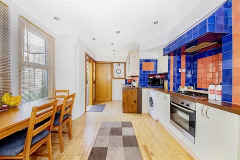 1 bedroom flat to rent, Charlton Road, London SE7