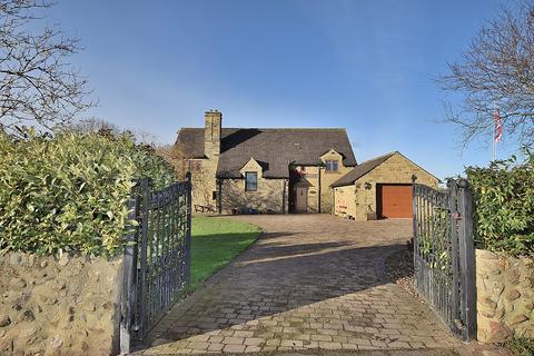 6 bedroom detached house for sale, Swale Lane, Catterick