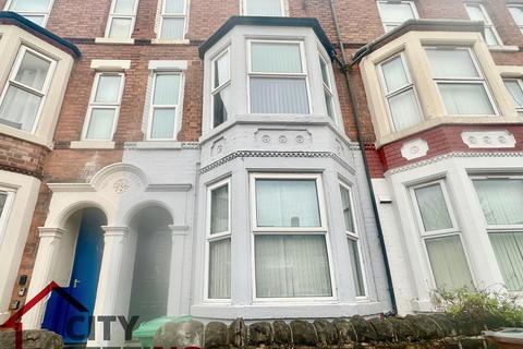 2 bedroom flat to rent, Colwick Road, Sneinton