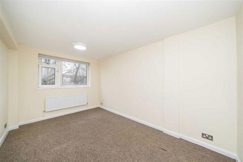 2 bedroom flat for sale, Milton Court Road, London SE14