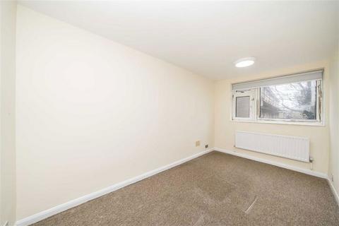 1 Milton Court Road, London, SE14 6JL
