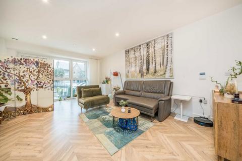 1 bedroom flat for sale, Wheatfield Way, Kingston Upon Thames KT1