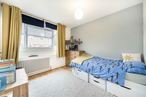 3 bedroom house for sale, Torridge Gardens, London SE15