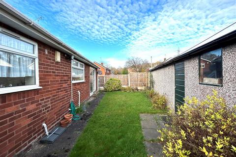 2 bedroom detached bungalow for sale, Lansdowne Road, Hurst Green, Halesowen