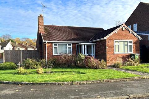 2 bedroom detached bungalow for sale, Lansdowne Road, Hurst Green, Halesowen