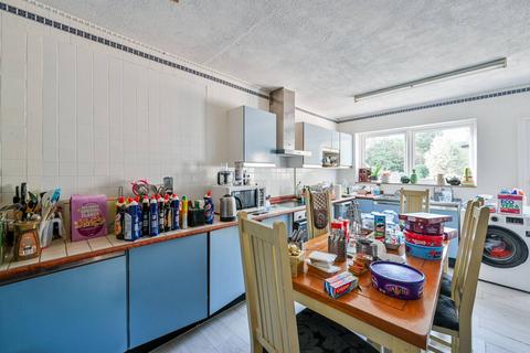 5 bedroom semi-detached house for sale, Ravensbourne Road, Catford, London, SE6