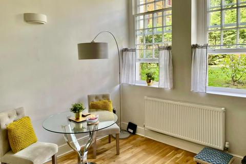 1 bedroom flat for sale, Hilda Road, Hanwell UB2