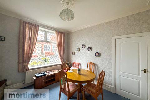 3 bedroom terraced house for sale, Lynthorpe Road, Blackburn, Lancashire, BB2