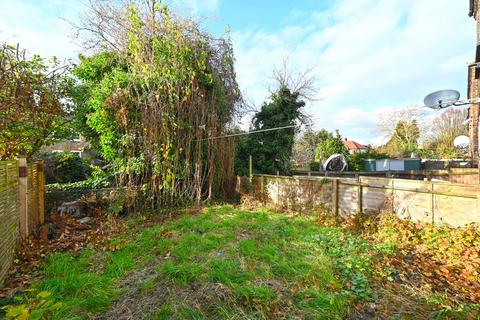 105 Hibbert Road, London, E17 8HE