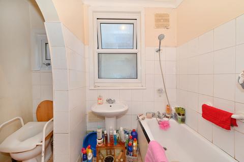 105 Hibbert Road, London, E17 8HE