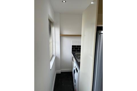 2 bedroom apartment to rent, Bristol Road South, Northfield, Birmingham