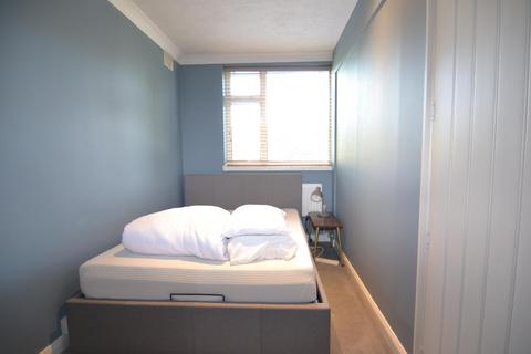 1 bedroom flat to rent, Tabard House, 22 Upper Teddington Road, Kingston upon Thames