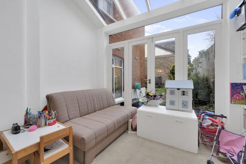 4 bedroom end of terrace house to rent, Oakfield Road, Crouch End, London