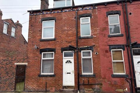 2 bedroom terraced house to rent, Claremont Place, Leeds