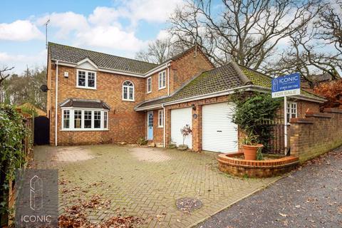 4 bedroom detached house for sale, Shakespeare Way, Taverham, Norwich