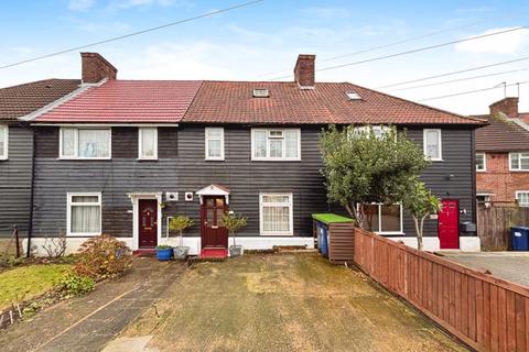 3 bedroom house for sale, Watling Avenue, Edgware