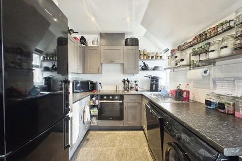 2 bedroom apartment for sale, Warren Way, Edgware