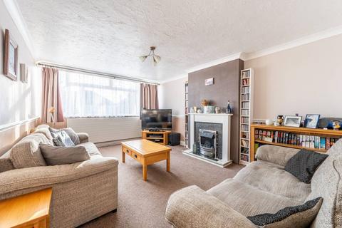 4 bedroom terraced house for sale, Oxgate Gardens, Dollis Hill, London, NW2